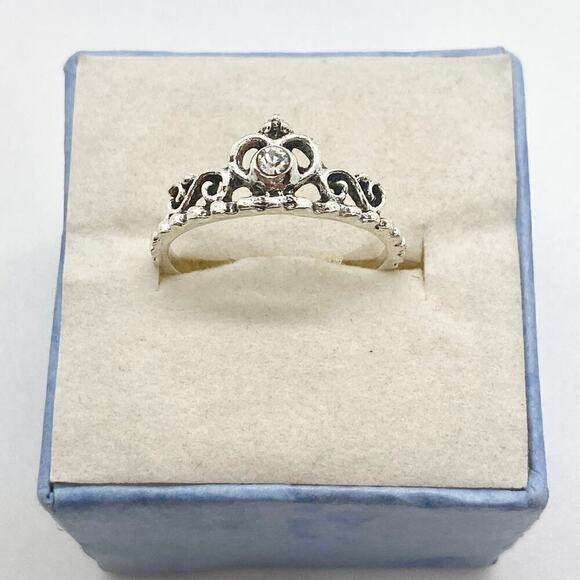 Size 6.75 Silver Tone Princess Crown Ring - Picture 1 of 8